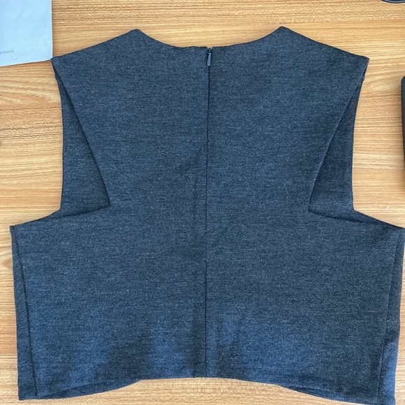 Aritzia Talula shirt - Picture 2 of 3